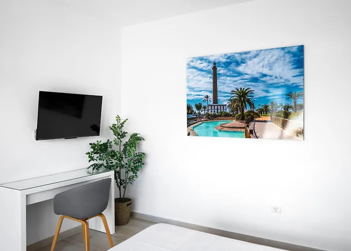 Valencia 2* Las Palmas de Gran Canárias