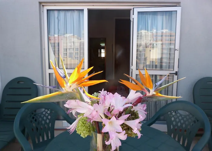 Valencia 2* Las Palmas de Gran Canárias